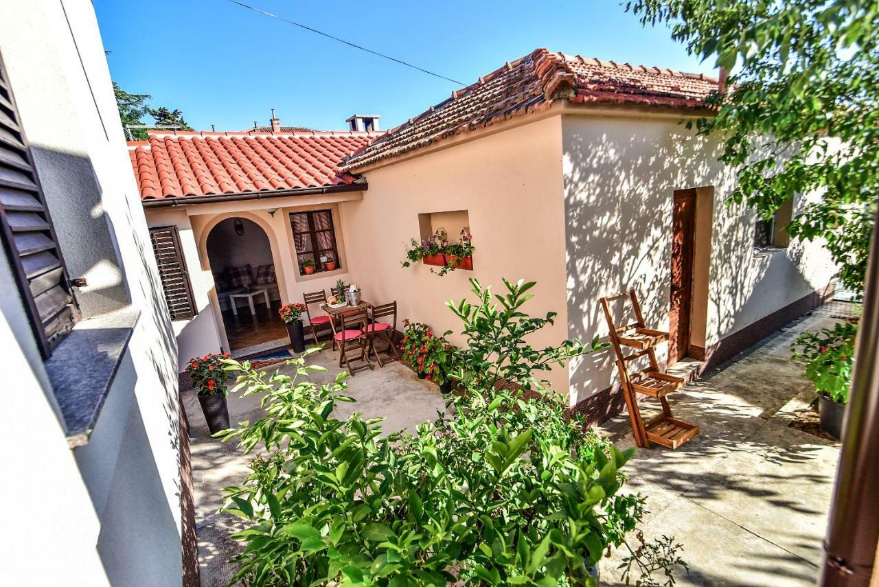 Apartman Mare Задар Екстериор снимка